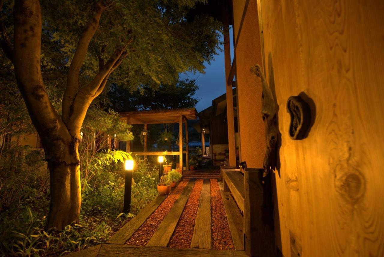 مبيت وإفطار فندق نيكو أكارينويادو فيلا ريفدج المظهر الخارجي الصورة